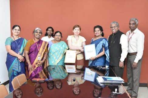 MOU between MHFAI and HCAS